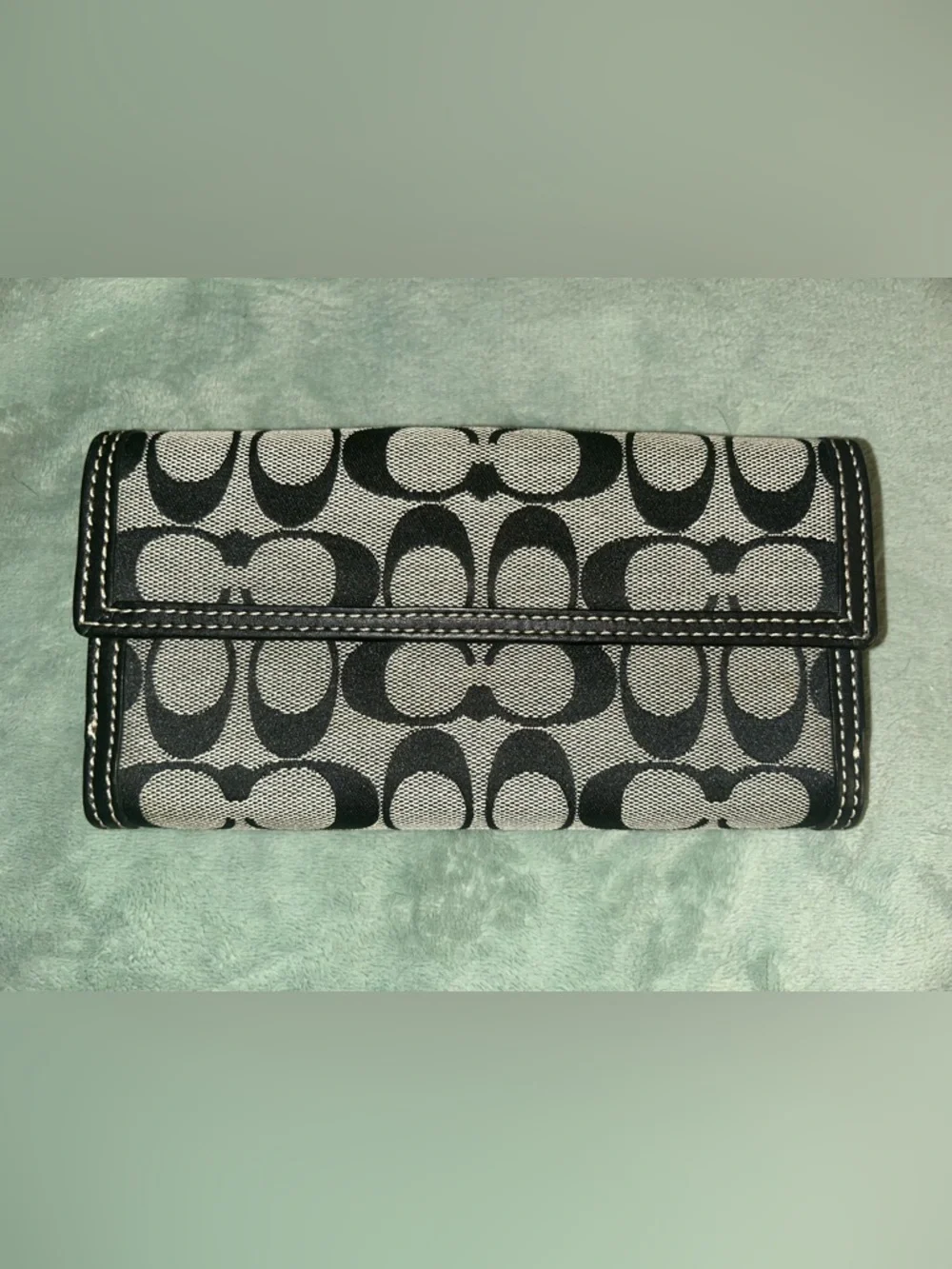 Coach Black Signature Canvas Turn Lock Wallet - Picture 4 of 11